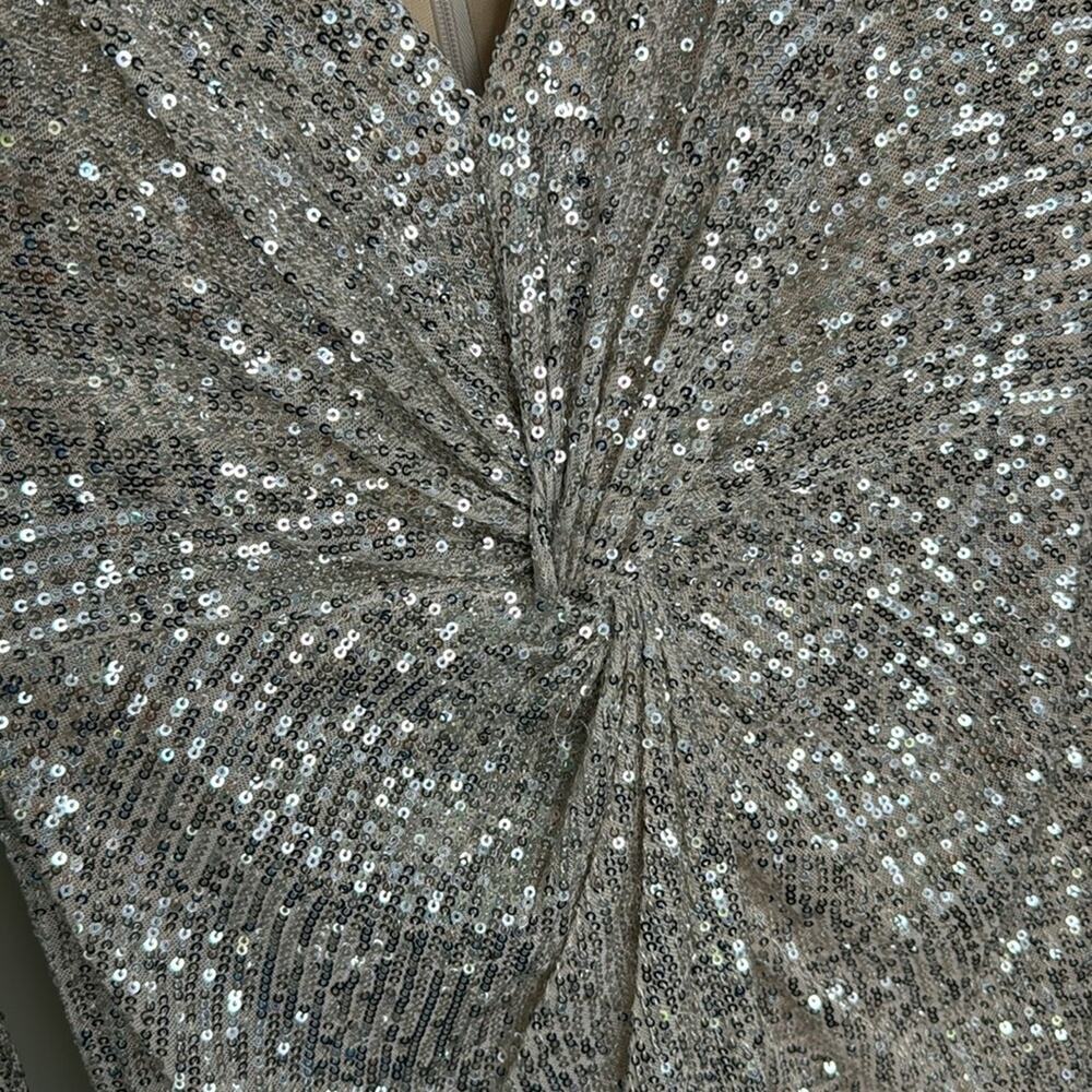 NWT IEENA for MAC DUGGAL Nude Silver Sequin Knotted Long Sleeve Midi Dress Women - Picture 6 of 11